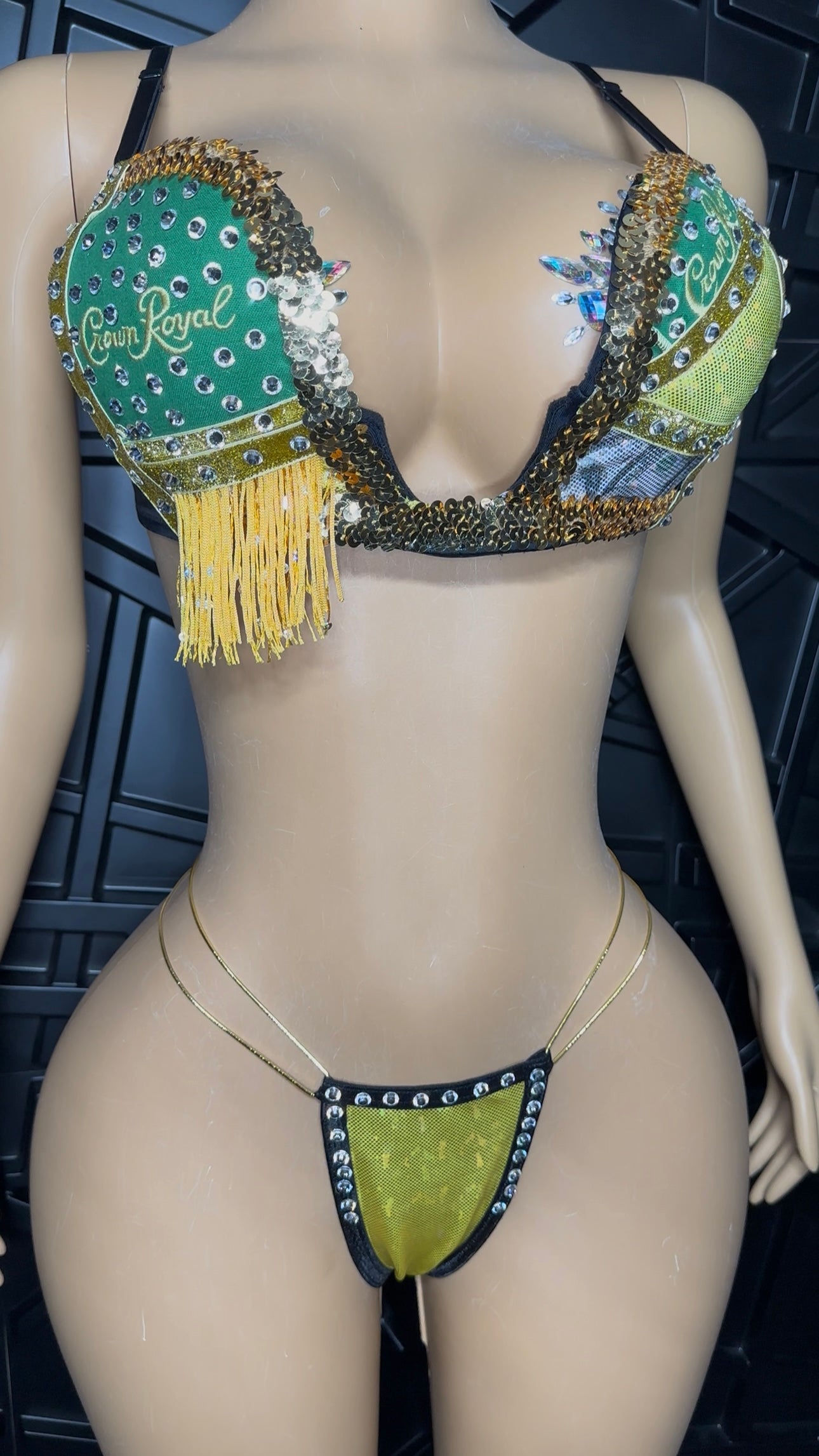 Gold Fancy Bra Set (Medium)