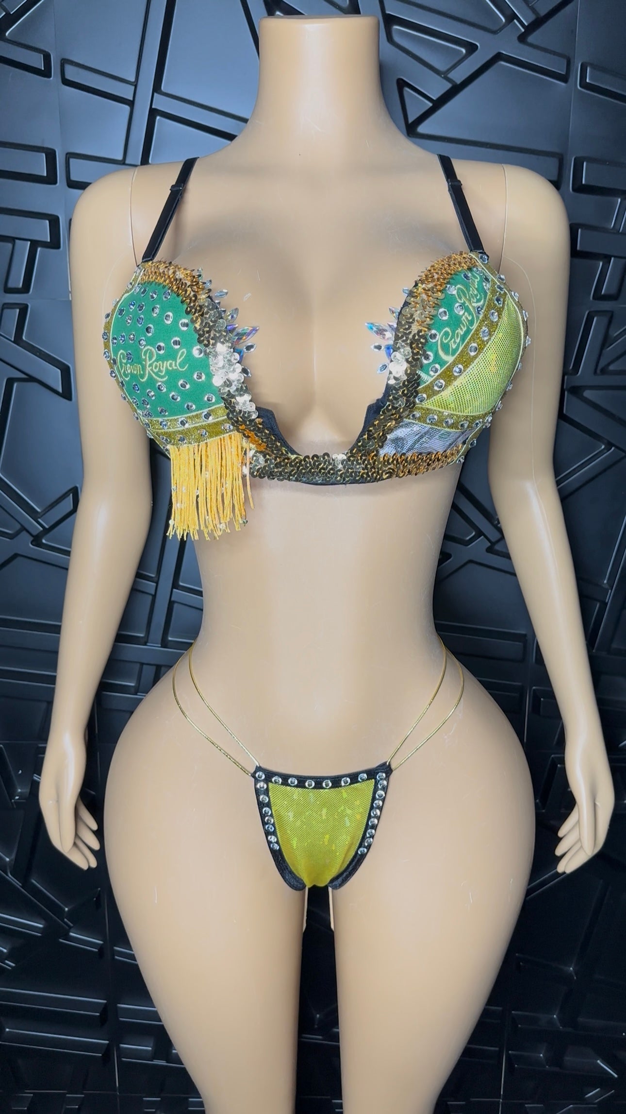 Gold Fancy Bra Set (Medium)