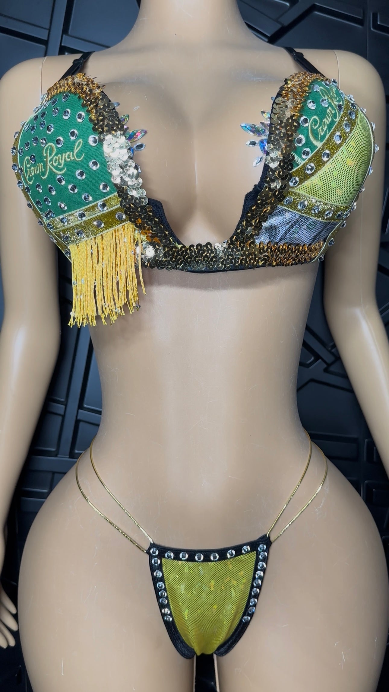 Gold Fancy Bra Set (Medium)